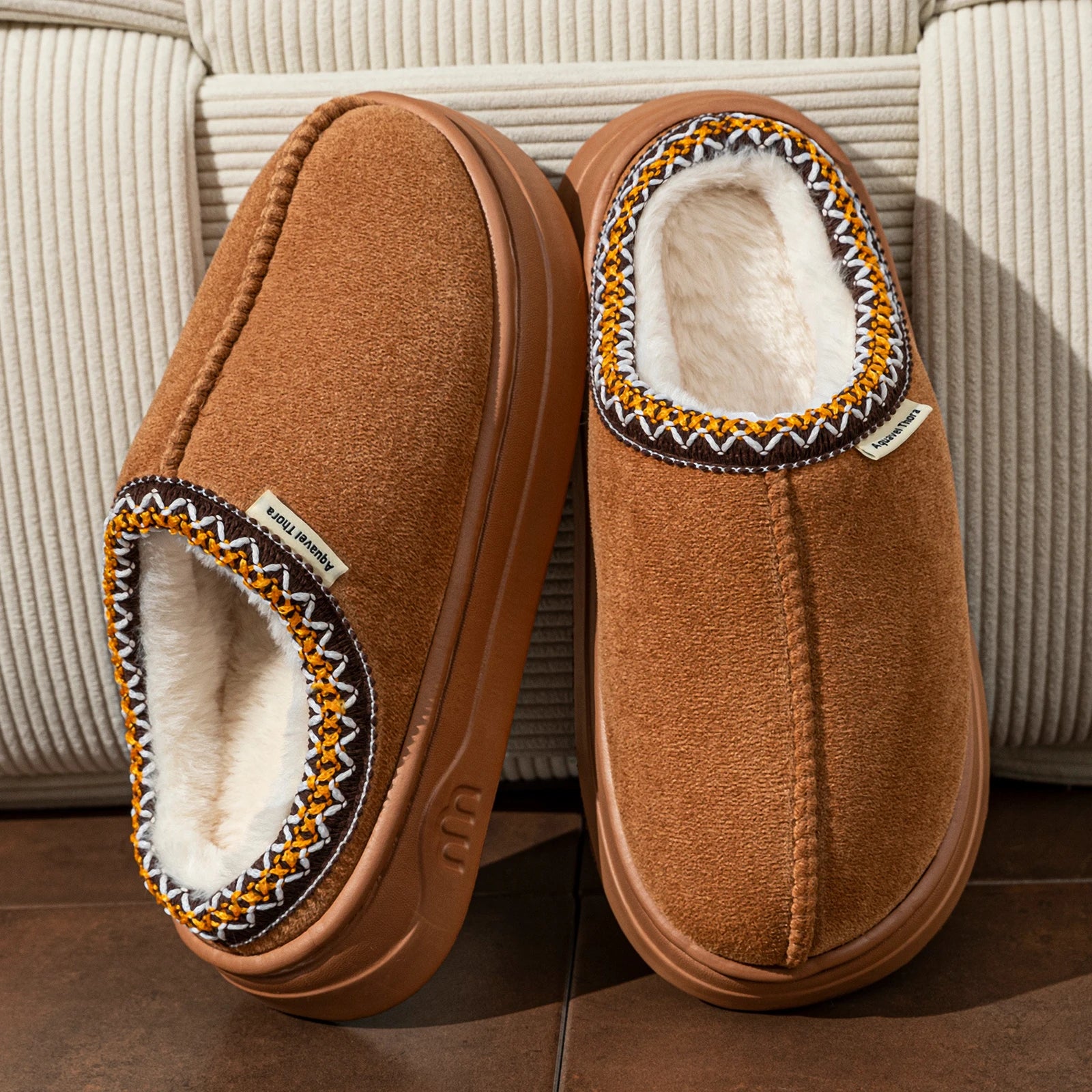 Pantoufles d'hiver pour femmes et hommes, bottes à la mode, fourrure pelucheuse, antidérapantes, semelle souple, extérieur, intérieur, chaud, confort, chaussures de maison en peluche pour Couple